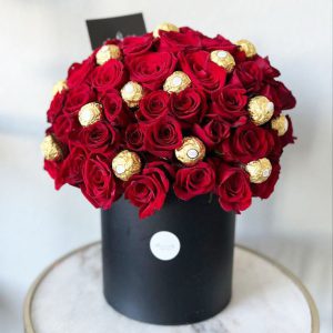 Flower box with 16Pcs Ferrero