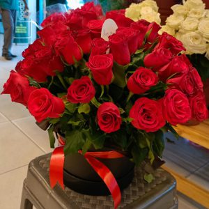 Gift box arrangements