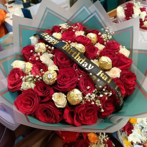 Happy Birthday bouquet with Ferrero