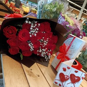 Red Roses and Chocolates Package